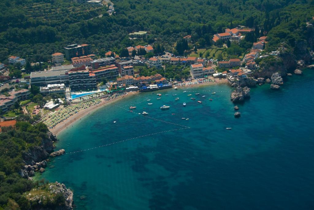 Przno Luxury Apartments Sveti Stefan Exterior photo